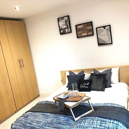 Westone View Villa Sheffield Esterno foto