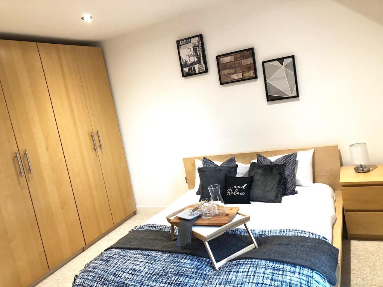Westone View Villa Sheffield Esterno foto