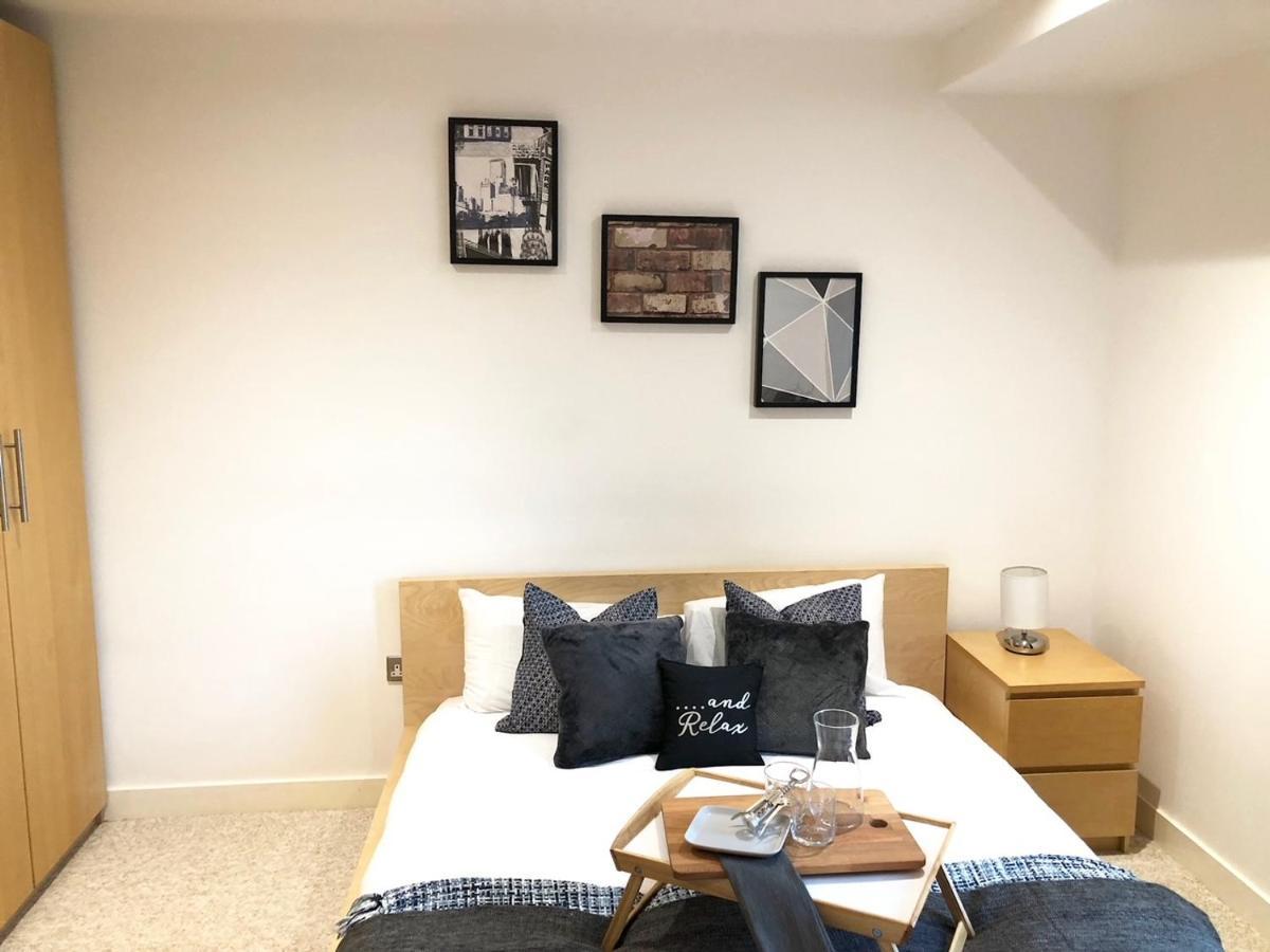 Westone View Villa Sheffield Esterno foto