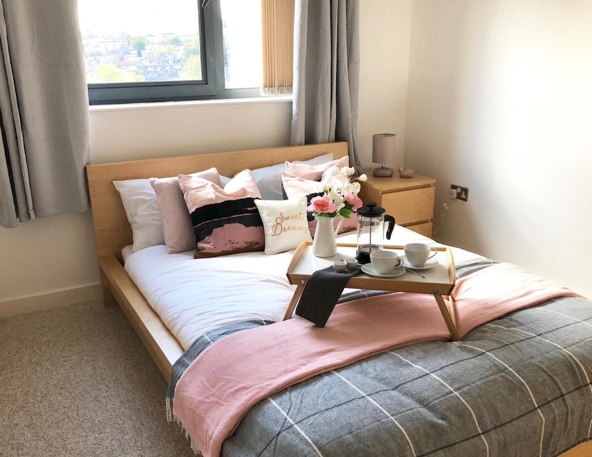 Westone View Villa Sheffield Esterno foto