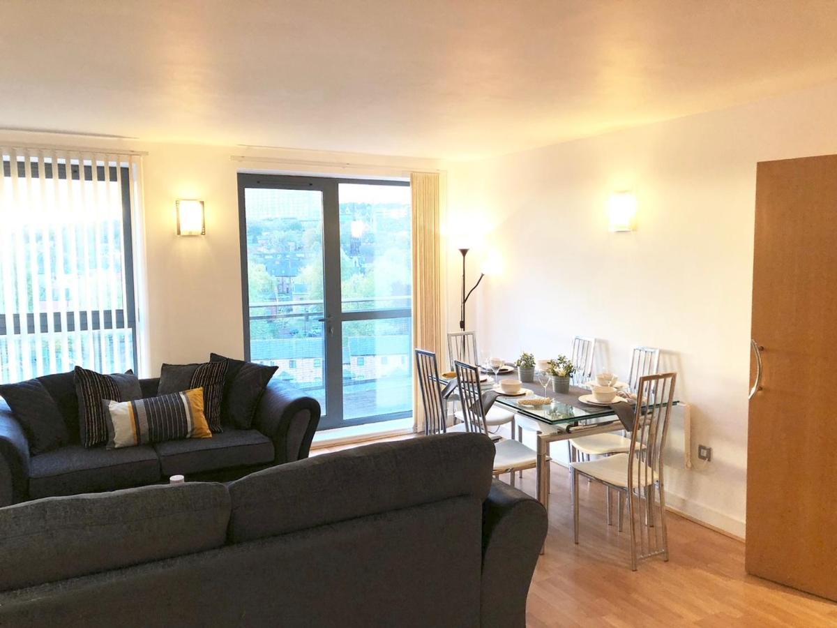 Westone View Villa Sheffield Esterno foto